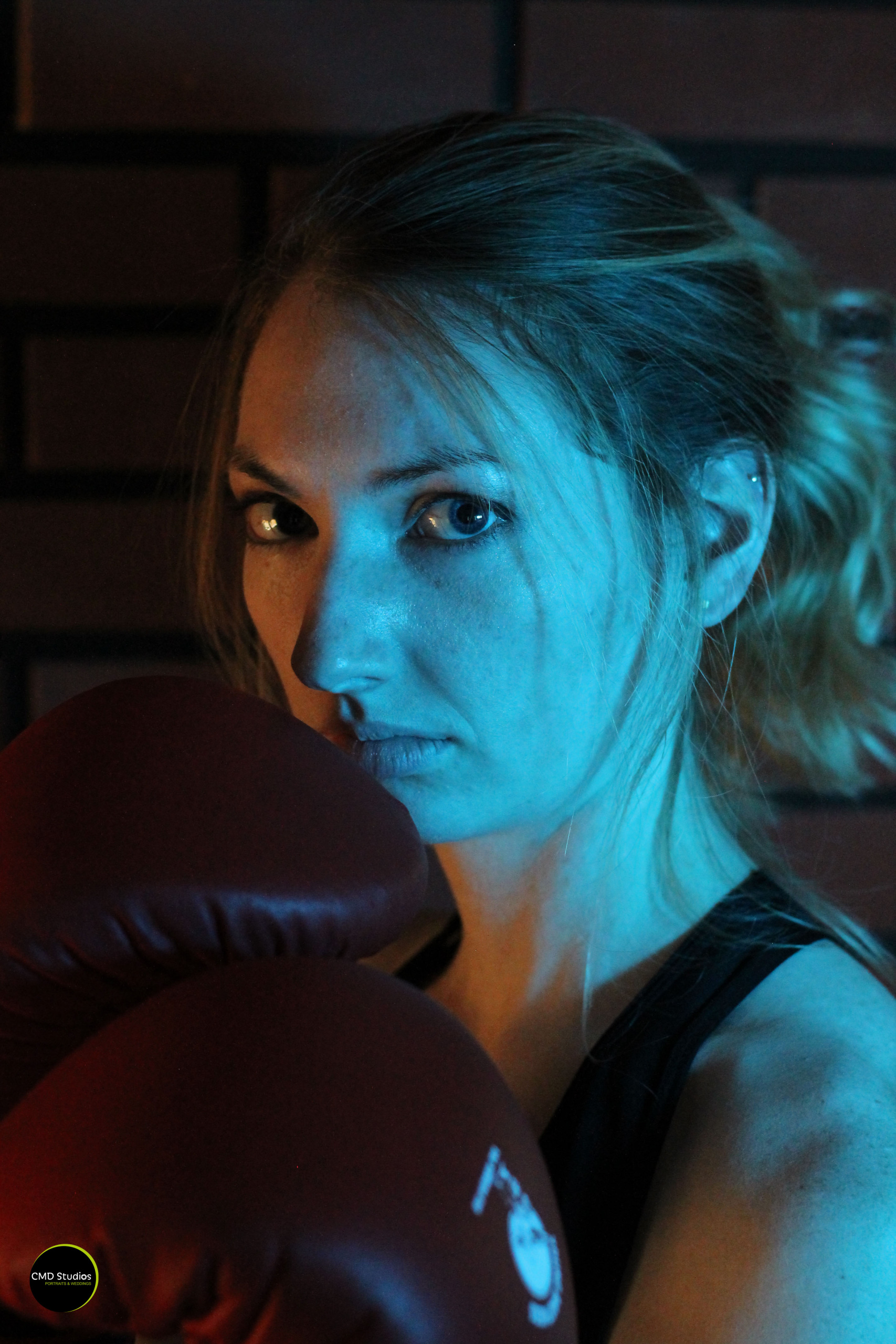 girl with boxing gloves